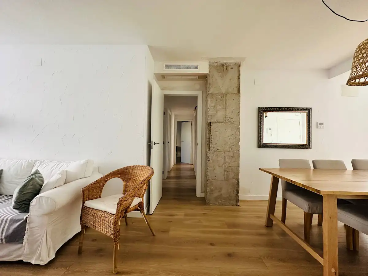 Bright living room at San Blas Stay Alicante
